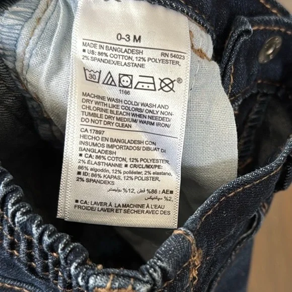 Old Navy Baby Denim Blue Jeans Stretch Waist - 0-3M NWOT - Picture 4 of 4